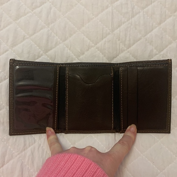 John DEERE brown leather wallet tri-fold five card slots two bill slots OS - Picture 4 of 12